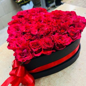 Red Roses Heart Box