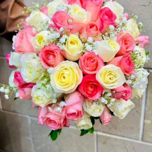 Pin & White Rose Bouquet with Baby's-breath Flower