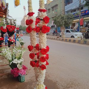 Red Roses Dulha Haar for Barat