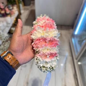 Graceful Pearl Floral Gaira