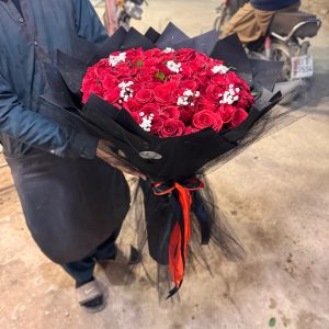Midnight Velvet Grand 120 Rose Bouquet