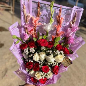 Majestic Lavender Mix Rose & Gladiolus Bouquet