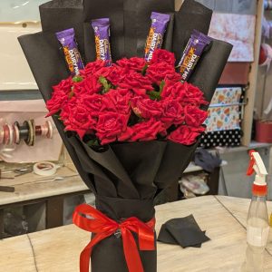 Red Roses & Dairy Milk Crackle Chocolate Bouquet