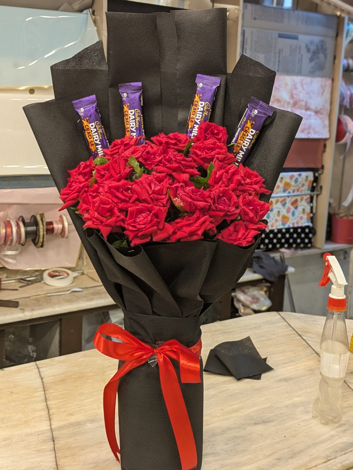 Red Roses & Dairy Milk Crackle Chocolate Bouquet