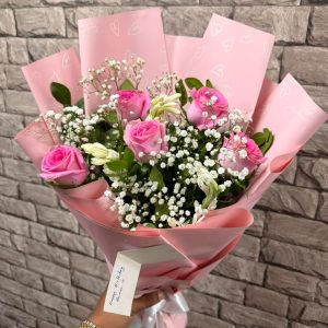 Pink Roses & Baby’s-breath Bouquet